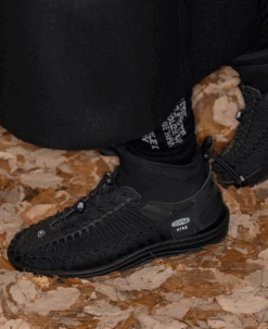 Keen Men's UNEEK High Top X HYKE | Hyke Timberwolf -Keen Lifestyle3Mens 1027974