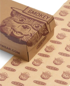 Keen Men's Newport Retro X Smokey Bear | Smokey Bear/Military Olive -Keen M W Newport Smokey Lifestyle Single Right