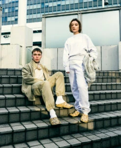 Keen Women's Yogui Arts Clog X THC | Caffe Latte Paisley -Keen WYoguiArtsLifestylePDPSingleLeft