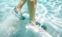 Keen Women's Whisper | Red Dahlia 15 Keen Women's Whisper | Red Dahlia -Keen WhisperLifestylePDPDoublewide 7abec0db 1a4f 4224 8943 f800b1f7dfef